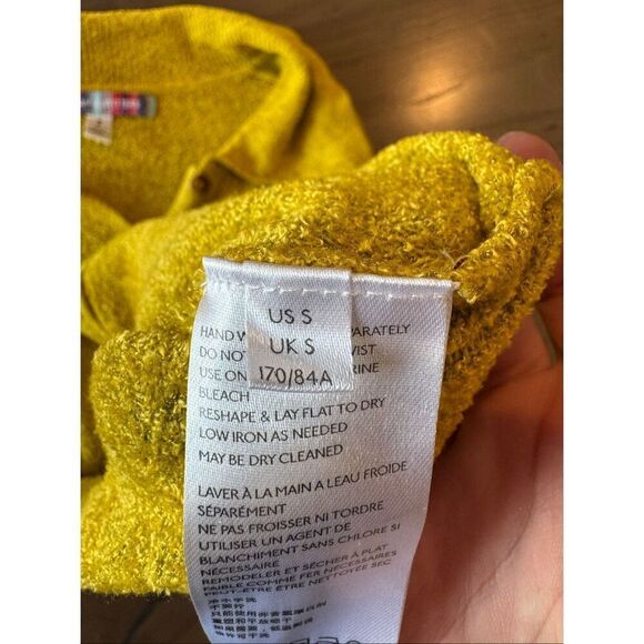 Urban Outfitters Adeline V Neck Cardigan Small Chartreuse Short Sleeve Sweater - Picture 10 of 10